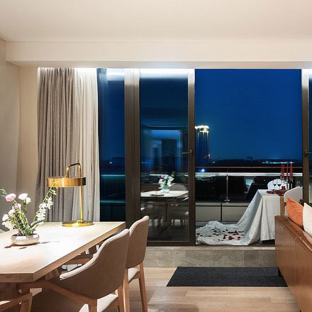 酒店形象设计公司连接线下与APP。